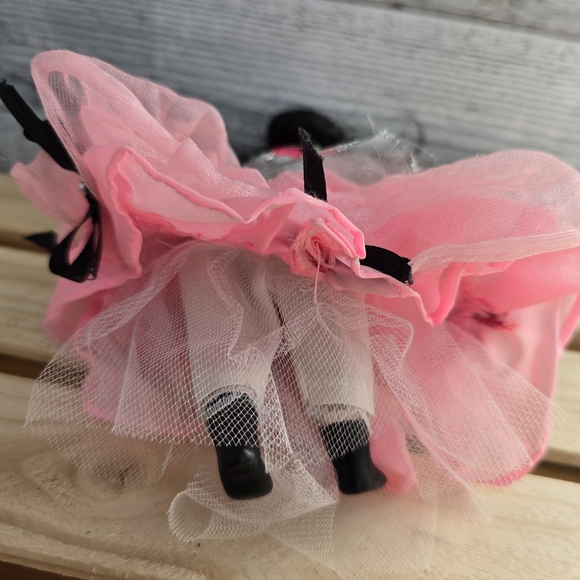 Creepy Eerie Porcelain Goth Doll Halloween - Picture 6 of 8